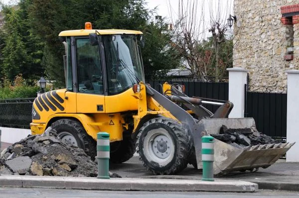Travaux publics à Mosnes